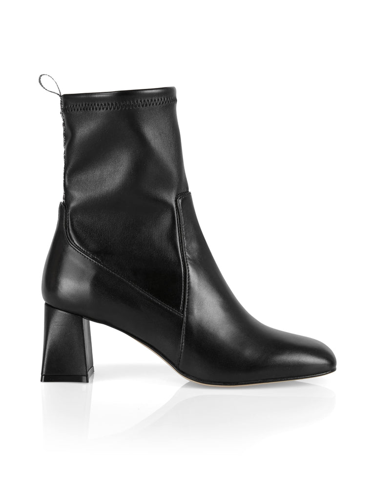 Marc Cain ankle boot in black